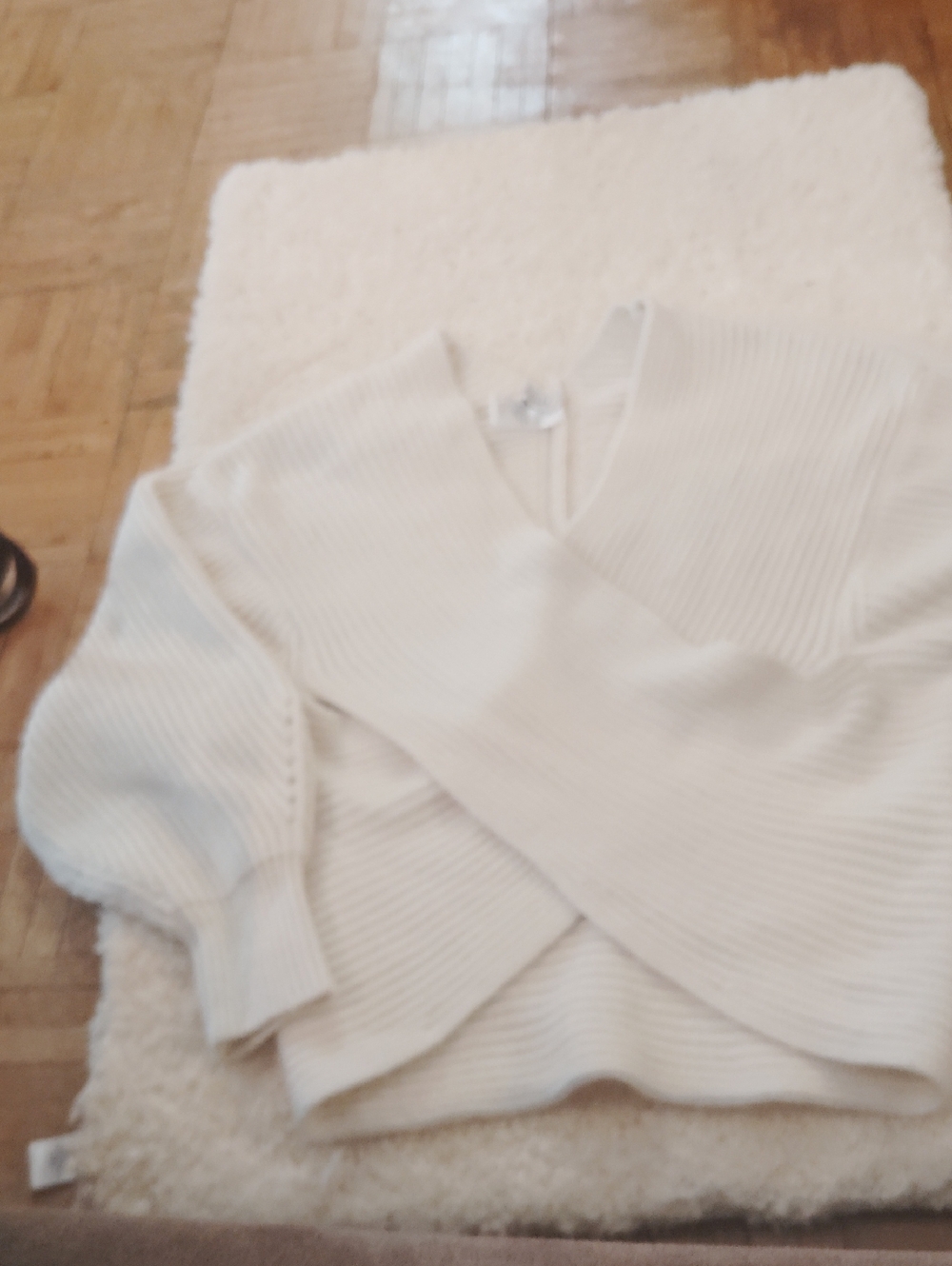 Chicwish Cream V-Neck Ribbed Knit Sweater